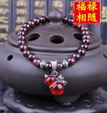 忠贞不渝天然水晶石榴石福禄相随手链